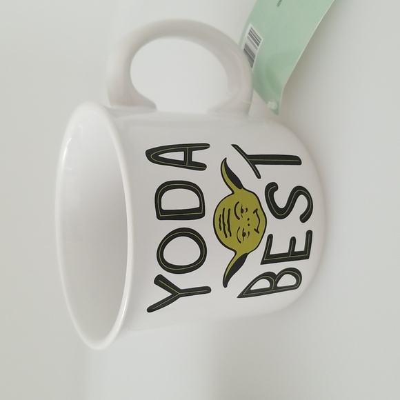 Lot of 2 Yoda & Dark Vader Star Wars 17oz Mugs - Picture 3 of 6